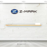 メタリックなZのエンブレムロゴ